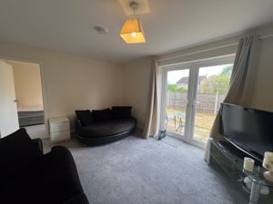 Photo 19- click for photo gallery